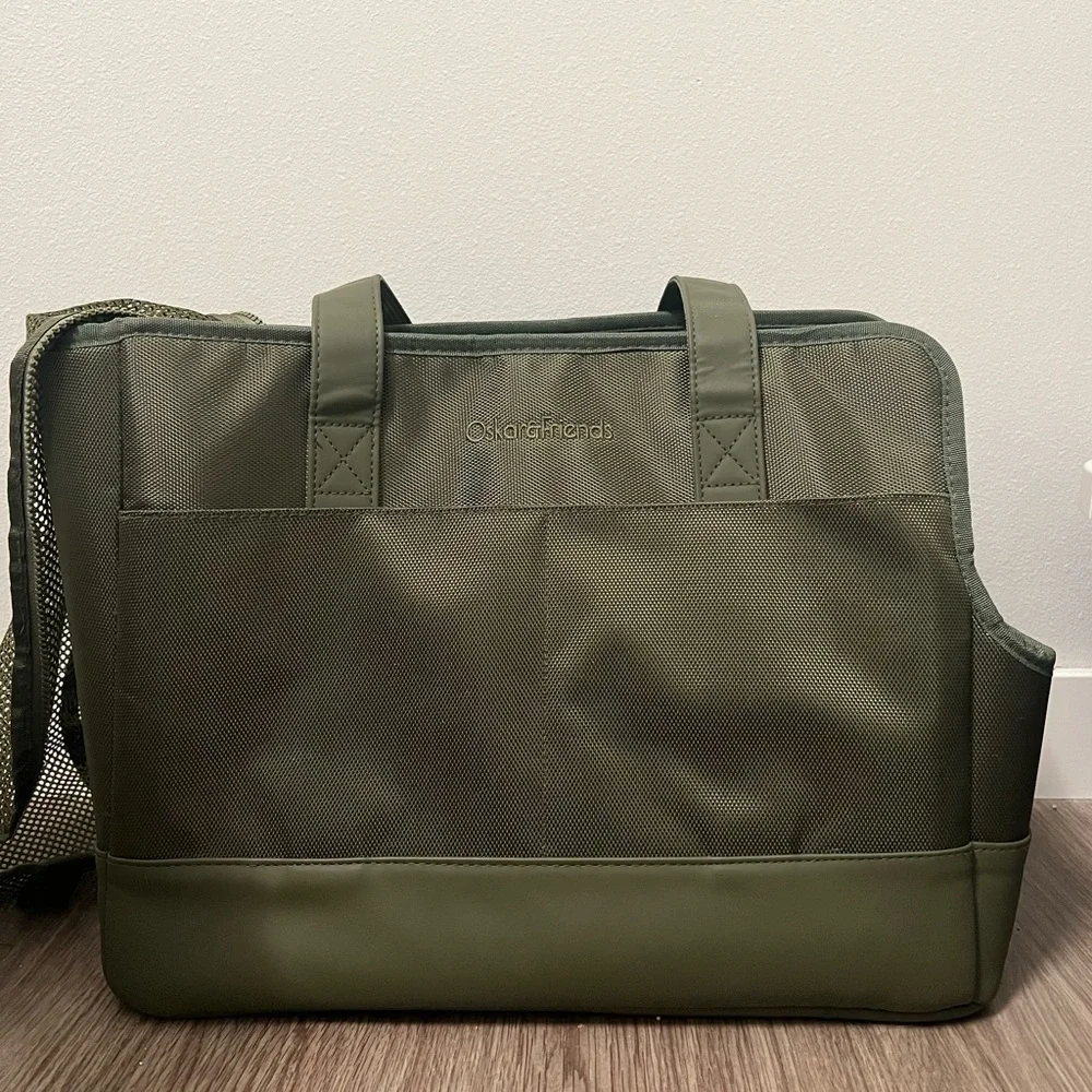 Oskar&Friends Sage Green Pet Tote Bag